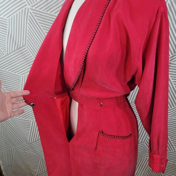 Vintage 100% Silk Power Suit Jacket Dress Size 6 Midi Top Red Wrap Pockets 80s - Picture 9 of 11